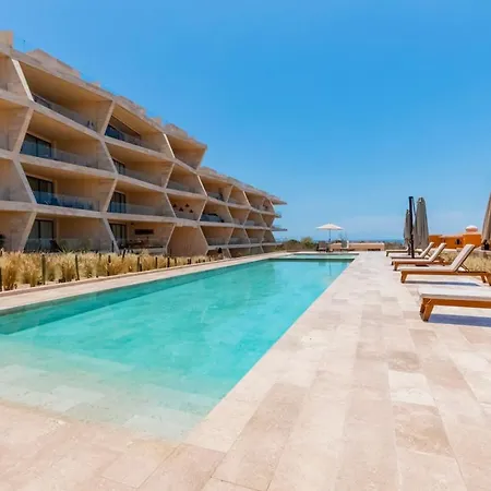 Mistiq Cabo - 6-8 Guests Villa